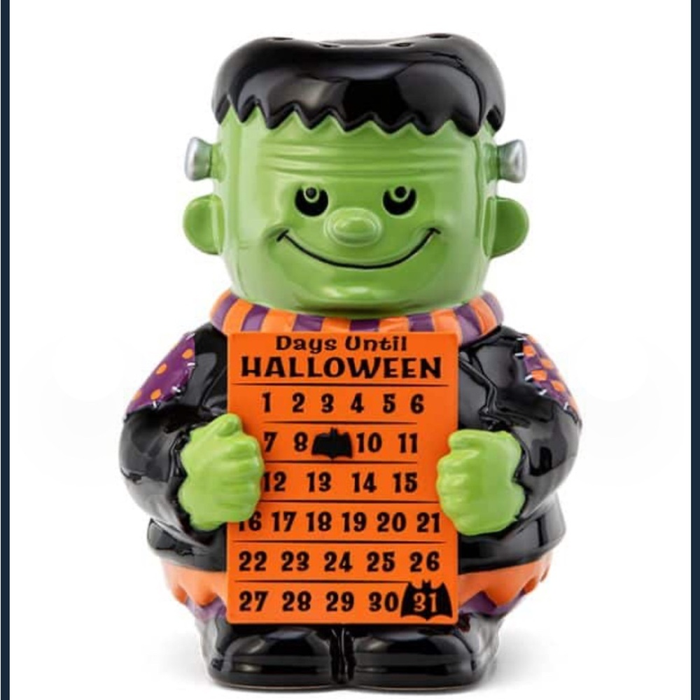 SCENTSY COUNTDOWN TO HALLOWEEN Frankenstein’s Monster Wax Warmer